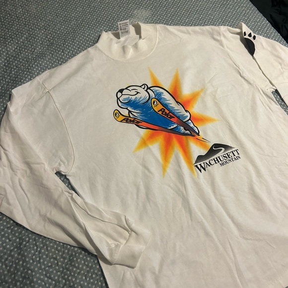 Wachusett Mountain Ski 🎿 Resort XL Vintage White Long Sleeve with Polar Bear - Picture 4 of 7